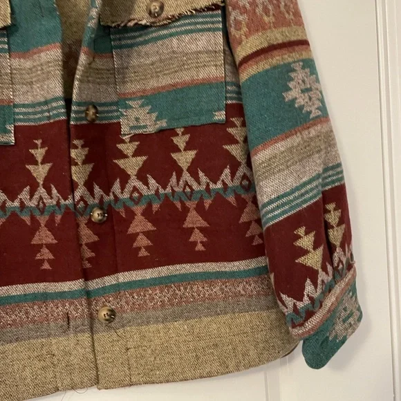 NWT Vici New In Aztec Southwestern Shacket Jacket - Picture 6 of 8